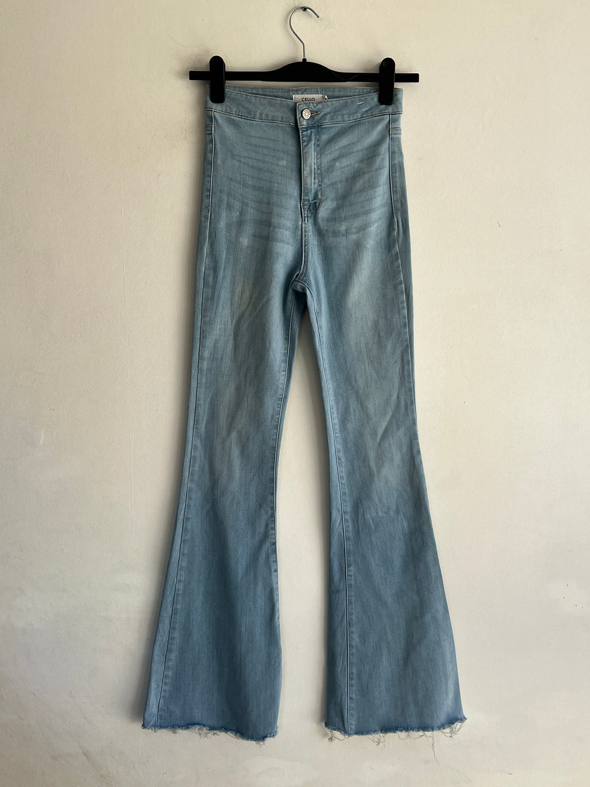 Jeans Flare Elasticado Talla 36