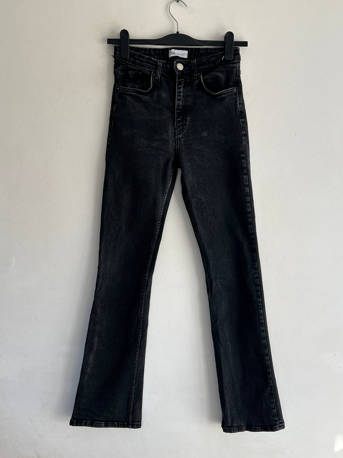 Jeans Flare Elasticado Zara Talla 36