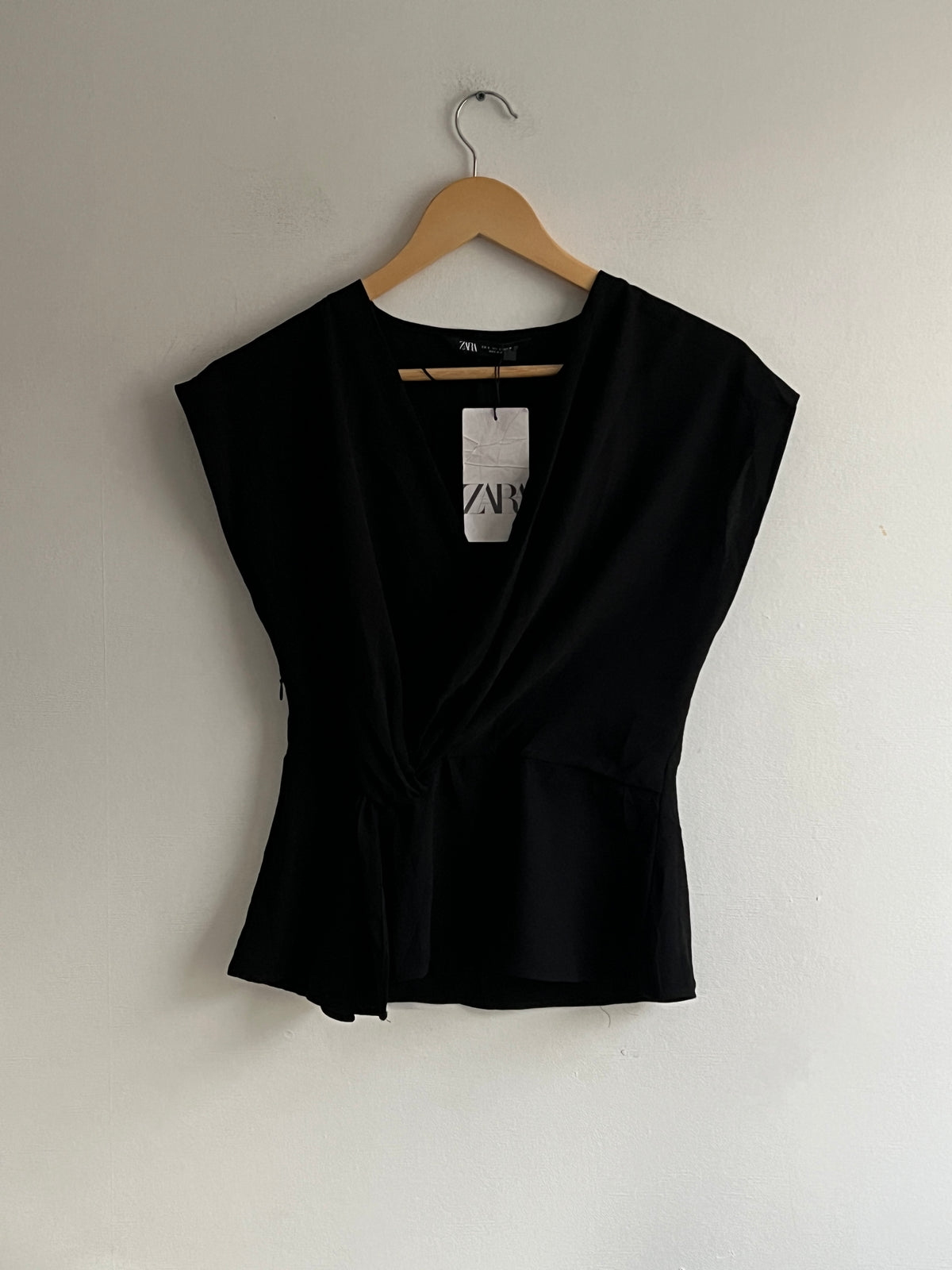 Blusa Negra Zara Talla M (NUEVA)