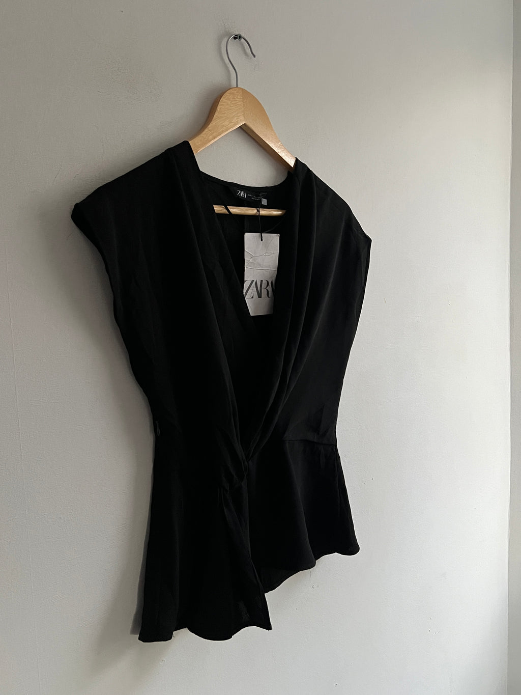 Blusa Negra Zara Talla M (NUEVA)