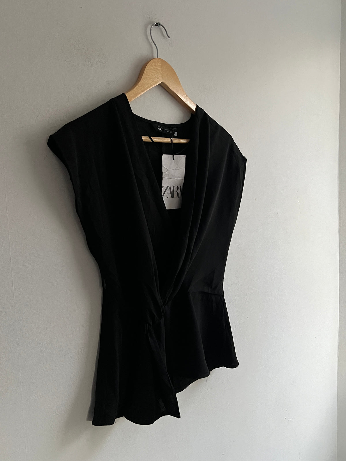 Blusa Negra Zara Talla M (NUEVA)