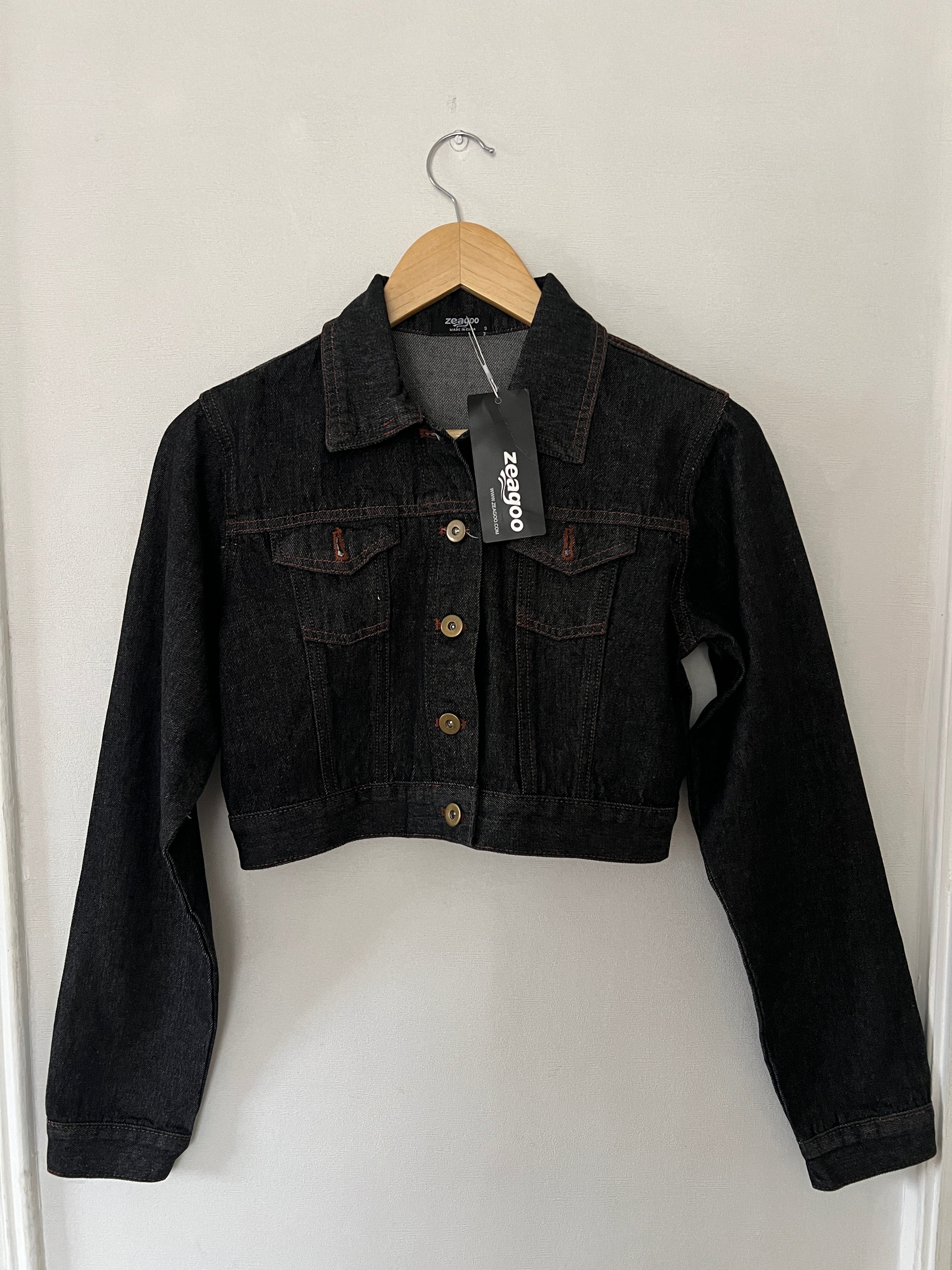 Chaqueta Negra de Jeans Talla S "Nueva"